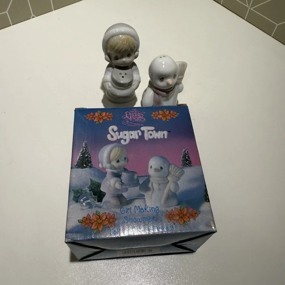Sugar Town Girl Making Snowman Porcelain 4
